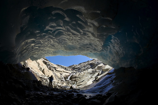 Wider Image: Earthprints: Aletsch Glacier
