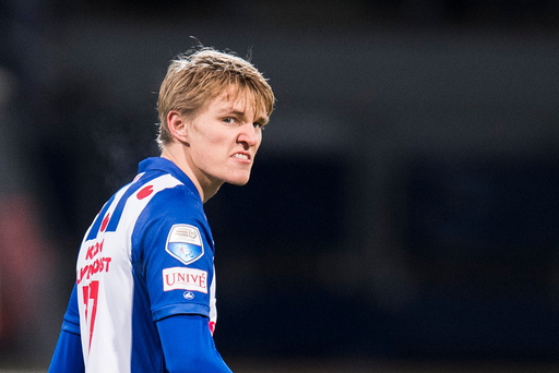 Martin Ødegaard debuterer som Heerenveen-spiller.