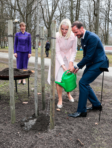 Kronprins Haakon og kronprinsesse Mette-Marit besøker Estland.