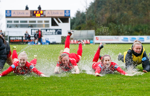 Semifinale i NM-cupen fotball kvinner 2017: Avaldsnes - Arna-Bjørnar (1-0).