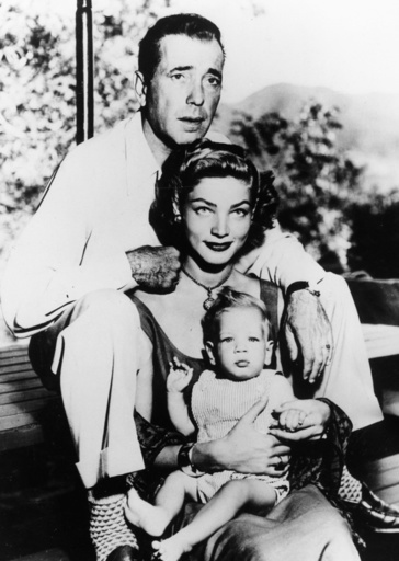 H.Bogart mit L.Bacall u.Söhnchen / Foto - Bogart with L.Bacall & son / 1950 - Bogart with L.Bacall & son / 1950