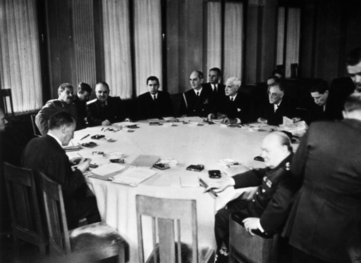 Konferenz von Jalta / Sitzung - Meeting / Yalta Conference / 1945 - Seconde Guerre mondiale / Conférence de Yalta, du 4 au 11 fé