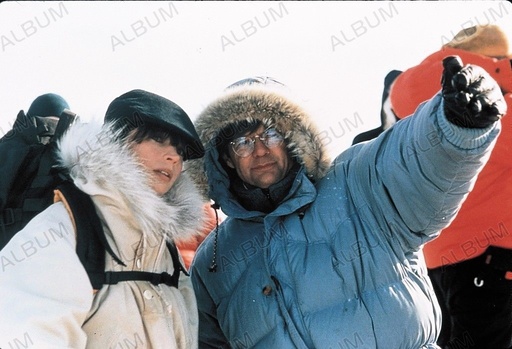 SMILLA'S SENSE OF SNOW (1997), directed by BILLE AUGUST. BILLE AUGUST; JULIA ORMOND.