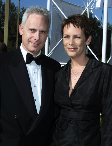 JAMIE LEE CURTIS AND HUSBAND ARRIVE AT AMERICAN COMEDY AWARDS AT AWARDS SHOW