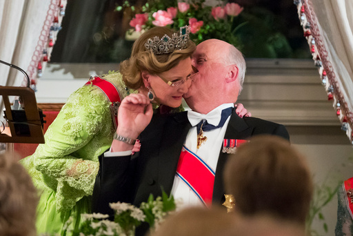 Kong Harald og dronning Sonja - feirer sine 80 årsdager