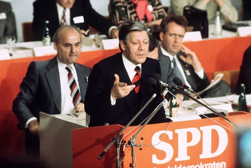 Helmut Schmidt - SPD party conference 1975
