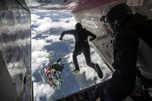 Skydiving festival Mountain Gravity