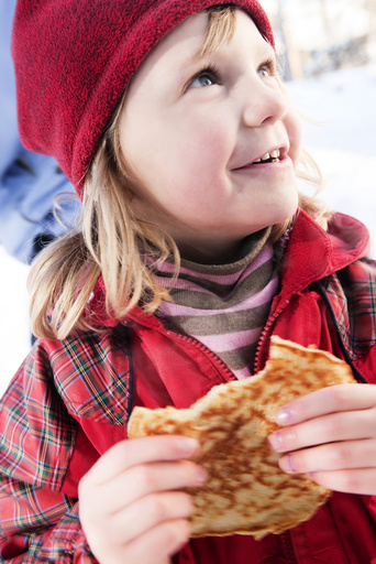 Close-up of Girl Eating food