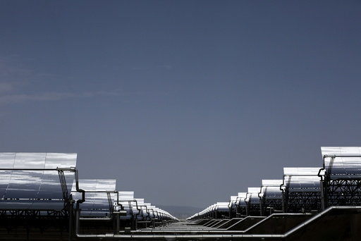 Wider Image: Andasol Solar Power Station