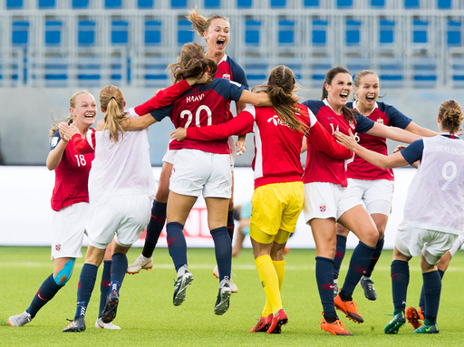 Fotball VM-kvalifiseringskamp kvinner: Norge - Nederland.