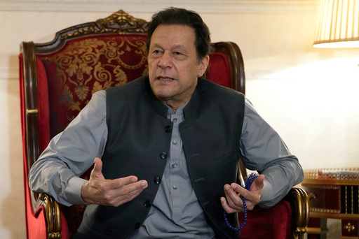 Utenriksstudio - Pakistans eksstatsminister Imran Khan dømt for korrupsjon