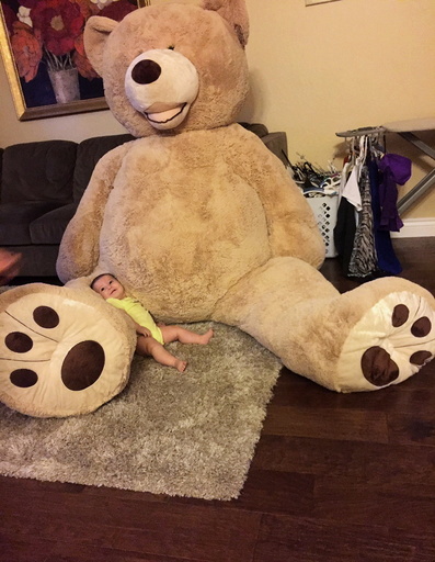 Images of Granddaughter with her Giant Teddy is Too Cute for Internet to Bear!