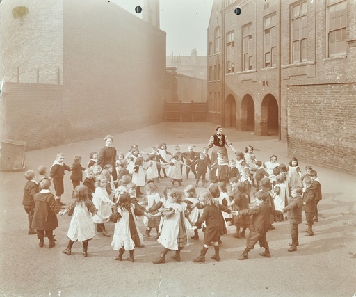 Children playing 'Twinkle, Twinkle, Little Star', Flint Street School, Southwark, London, 1908. Artist: Unknown.