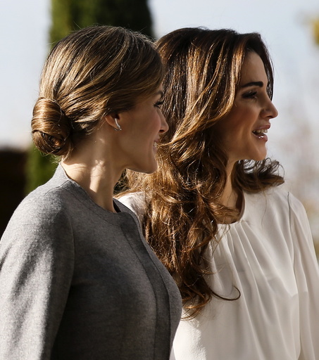 Spain's Queen Letizia arrives with Jordan's Queen Rania for a visit to the Molecular Biology Centre in Cantoblanco, outside Madrid, Spain