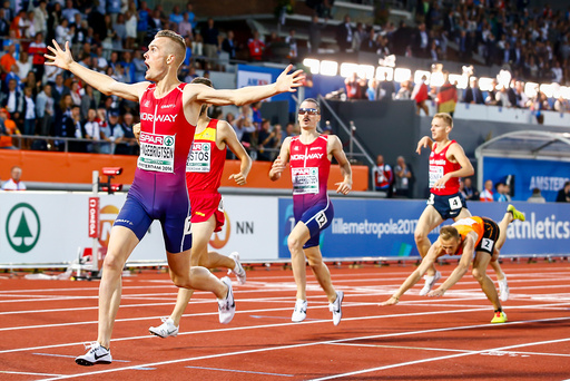 Filip Ingebrigtsen vinner 1500 meter - finale