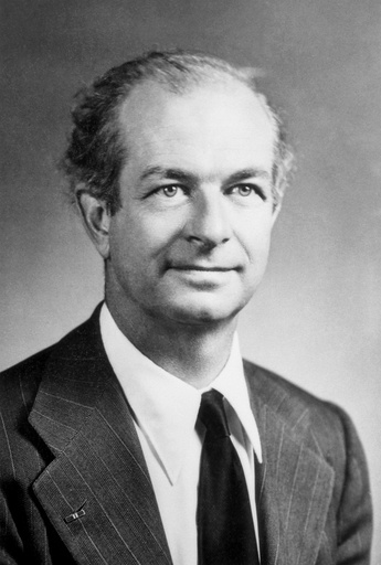 Linus Pauling, US chemist