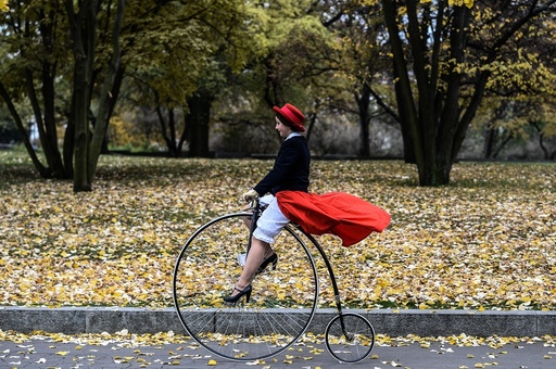 Traditional Penny Farthing bicycle race